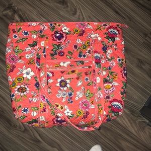 Vera Bradley iconic tote